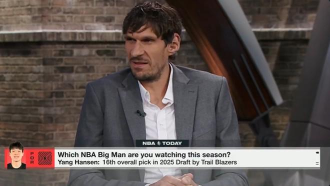 而且他还年 而且他还年